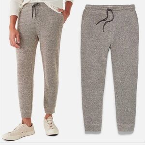 NWOT Faherty Whitewater Herringbone Jogger
